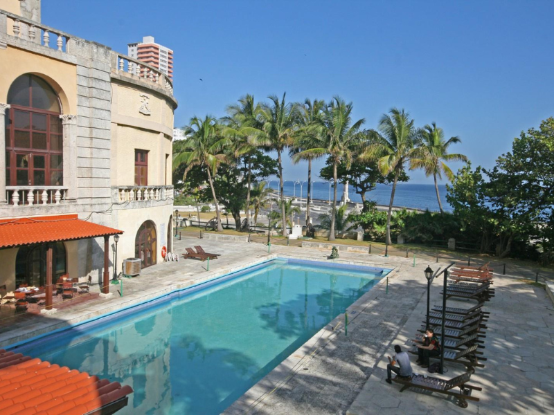 Day pass at the pool - Hotel Nacional Day pass at the pool - Hotel Nacional  by Nein