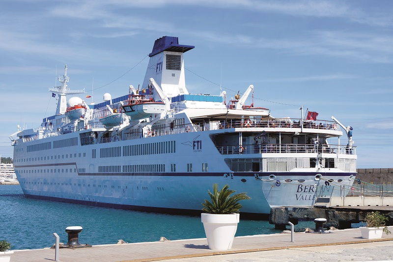 CARIBBEAN CRUISE - 2 Adults CARIBBEAN CRUISE - 2 Adults