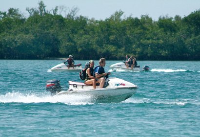 Aventura en Bote Boat Adventure