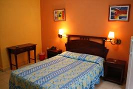 Camaguey - Chambre simple Islazul Camaguey - Single by Non