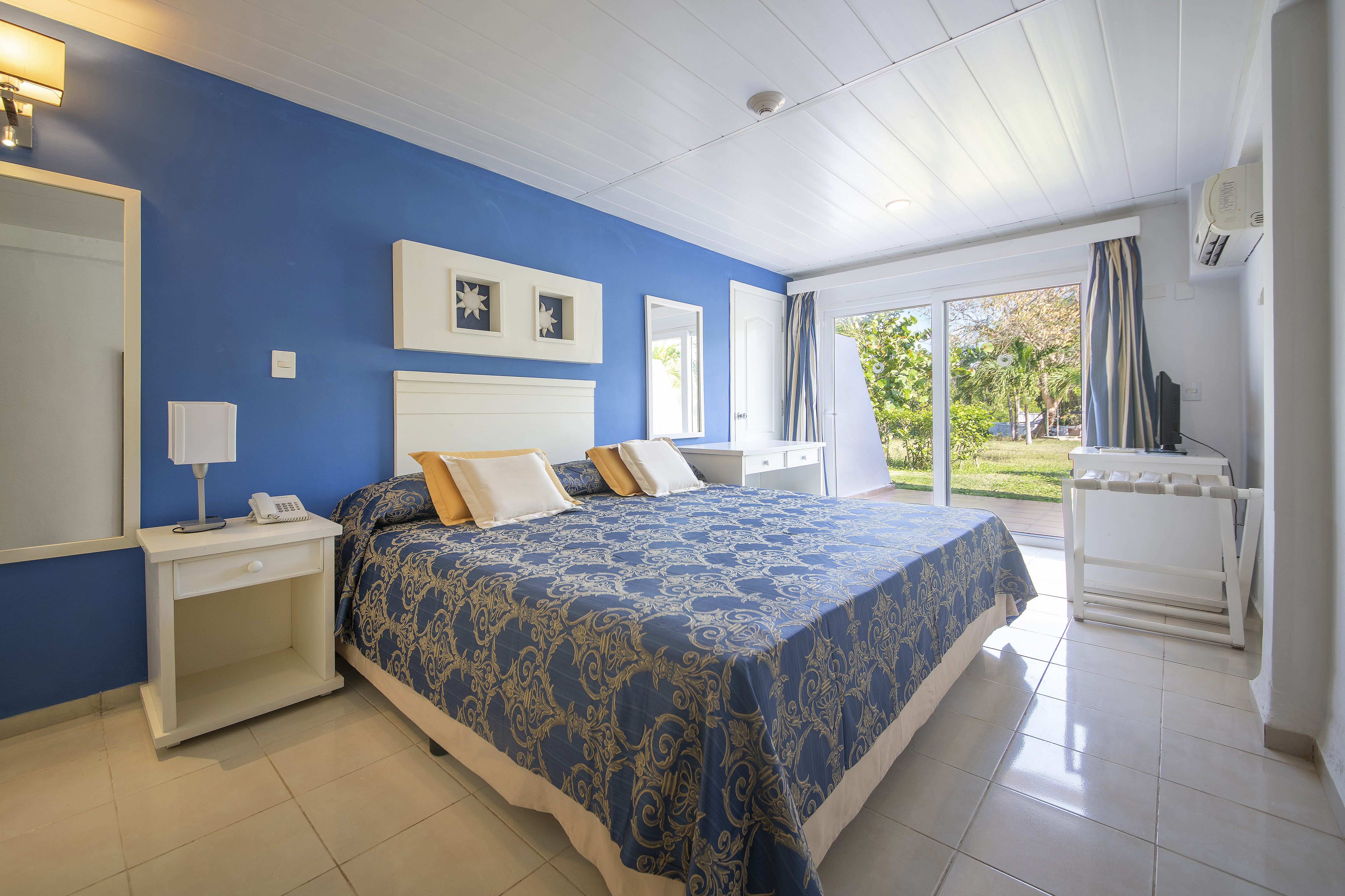 3N Havana + 3N East Havana Beaches - Single Room 3N Havana + 3N East Havana Beaches - Single Room