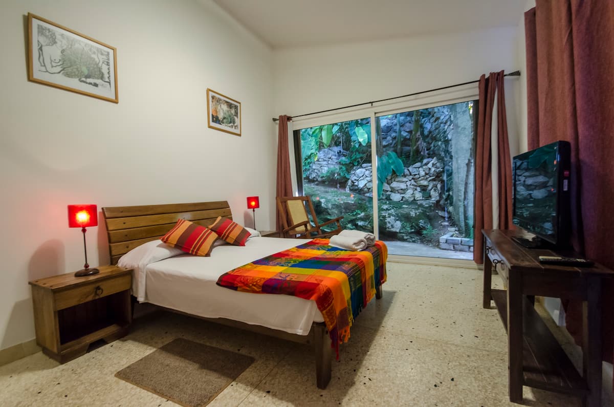 Waterfall House - 3 bedrooms Waterfall House