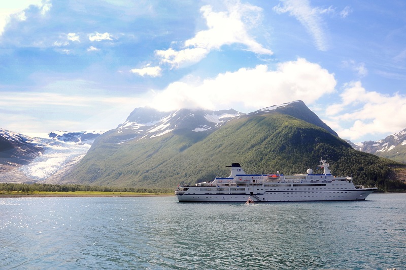 CARIBBEAN CRUISE - 2 Adults CARIBBEAN CRUISE - 2 Adults