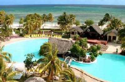 Brisas Guardalavaca - Habitación Triple (Villa) - todo incluido Brisas Guardalavaca - Triple Room (Villa)