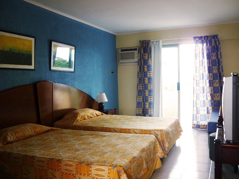 Gran Caribe Sunbeach - Habitación Triple  Sunbeach - Triple Room by No