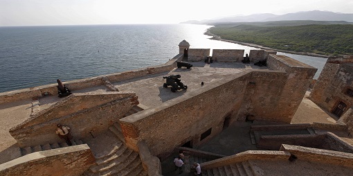 City Tour: Patrimonio UNESCO – Santuario del Cobre y Castillo del Morro Panoramic City Tour