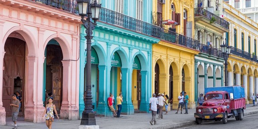 La Habana: 2 traslados + city tour Cuba te espera V1 B