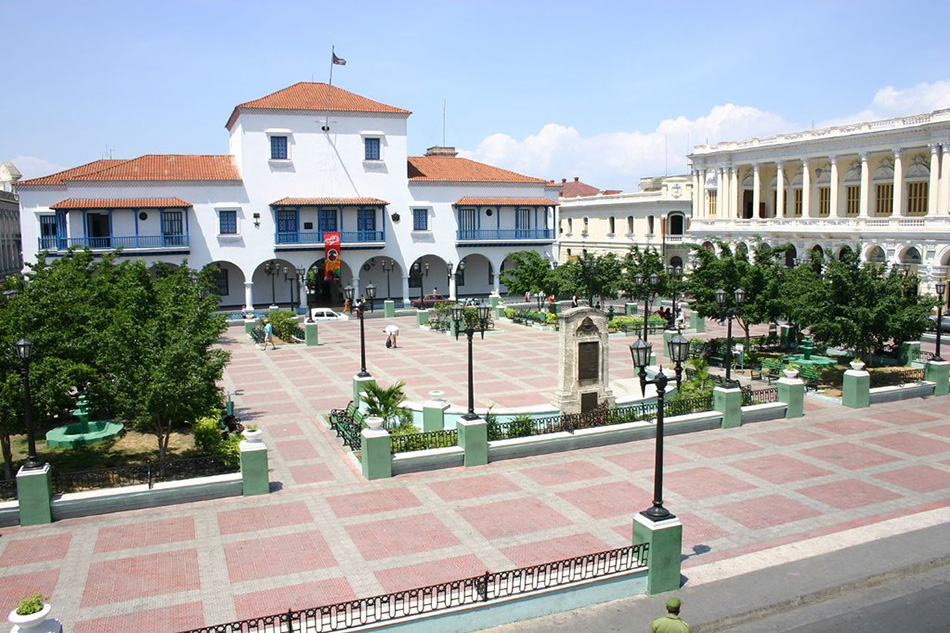 Santiago Inside Tour (History, Sea and Religion) Santiago Inside Tour (History, Sea and Religion)