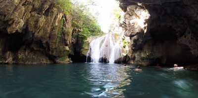 Balade à cheval à la cascade Horseback riding to the waterfall - MyJ by Non