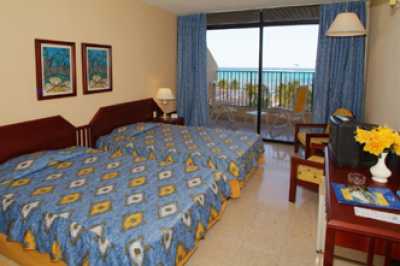 Brisas Guardalavaca - Habitación Triple (Villa) - todo incluido Brisas Guardalavaca - Triple Room (Villa)