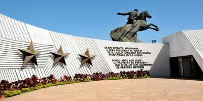 City Tour: Patrimonio UNESCO – Santuario del Cobre y Castillo del Morro Panoramic City Tour