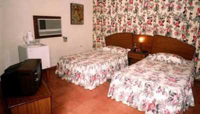 Santo Domingo - Habitación Sencilla Santo Domingo - Single by No