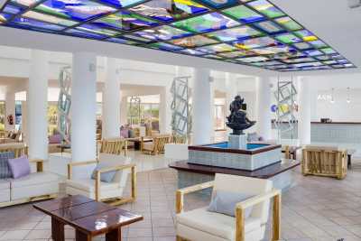 Hall de Gran Caribe Sunbeach