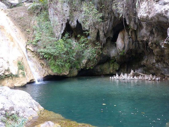 Balade à cheval à la cascade Horseback riding to the waterfall - MyJ by Non