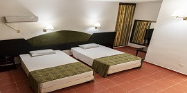 Versalles - Dreibettzimmer Versalles - Triple