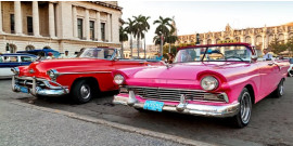 Panoramic city tour in Classic Cars Classic car tour